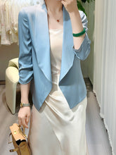 A soild silk short jacket for ladies