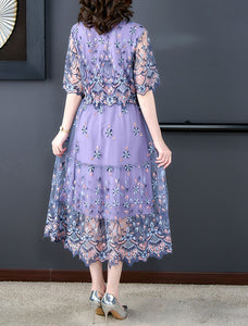 Women's elegance Style V-neck embroidery Short Sleeved Fashionable dresses