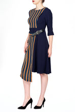 TWO PEARS-Three Quarter Sleeve Belted Contrast Midi Dress