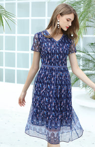 TWO PEARS-Feather Pattern Midi Dress