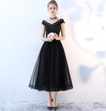 Ladies Mid-length Lace Evening dress