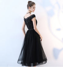 Ladies Mid-length Lace Evening dress