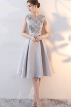 SLEEVELESS BANDAGE BACK SHORT FORMAL DRESS WITH APPLIQUE