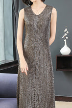 SLEEVELESS SEQUIN SHIFT DRESS - XL Clearance